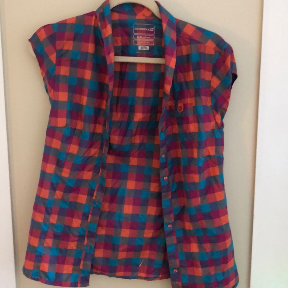 Adorable Merrell Shirt